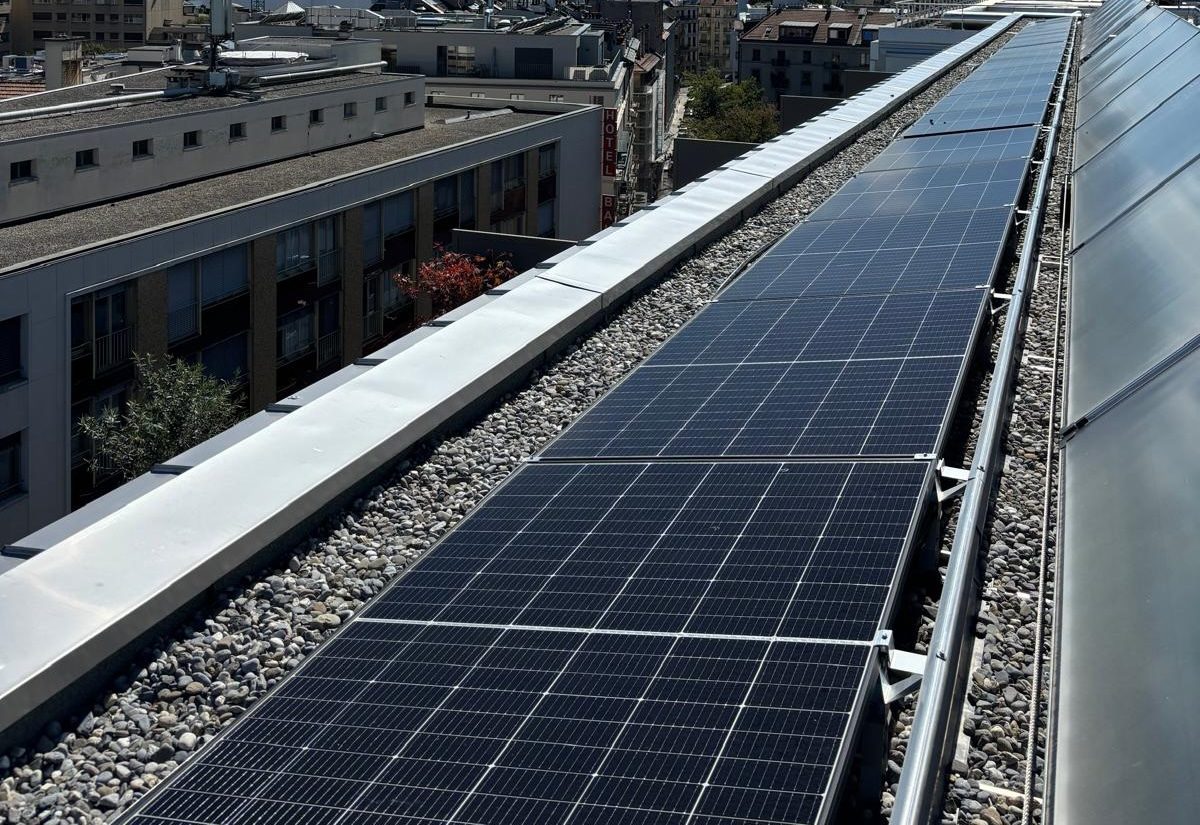 installation solaire bâtiment urbain